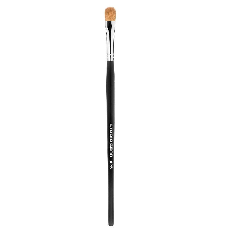 #25 MEDIUM SABLE SHADER BRUSH - Studio Gear Cosmetics