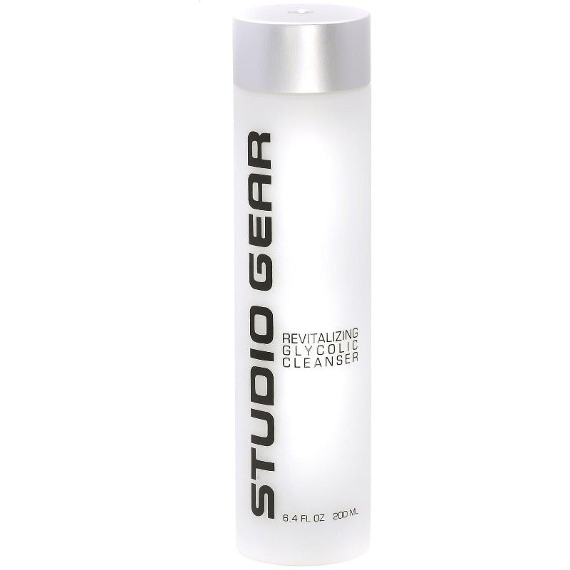 REVITALIZING GLYCOLIC CLEANSER - Studio Gear Cosmetics