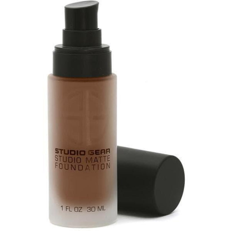 STUDIO MATTE LIQUID FOUNDATION - Studio Gear Cosmetics